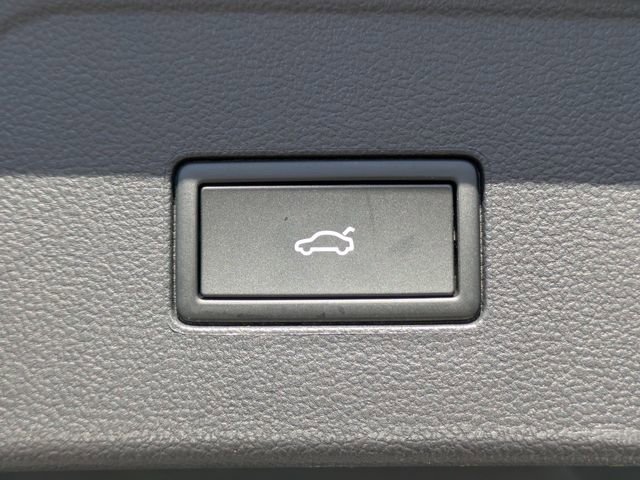 New 2026 Volkswagen Atlas SEL Premium R-Line image 14