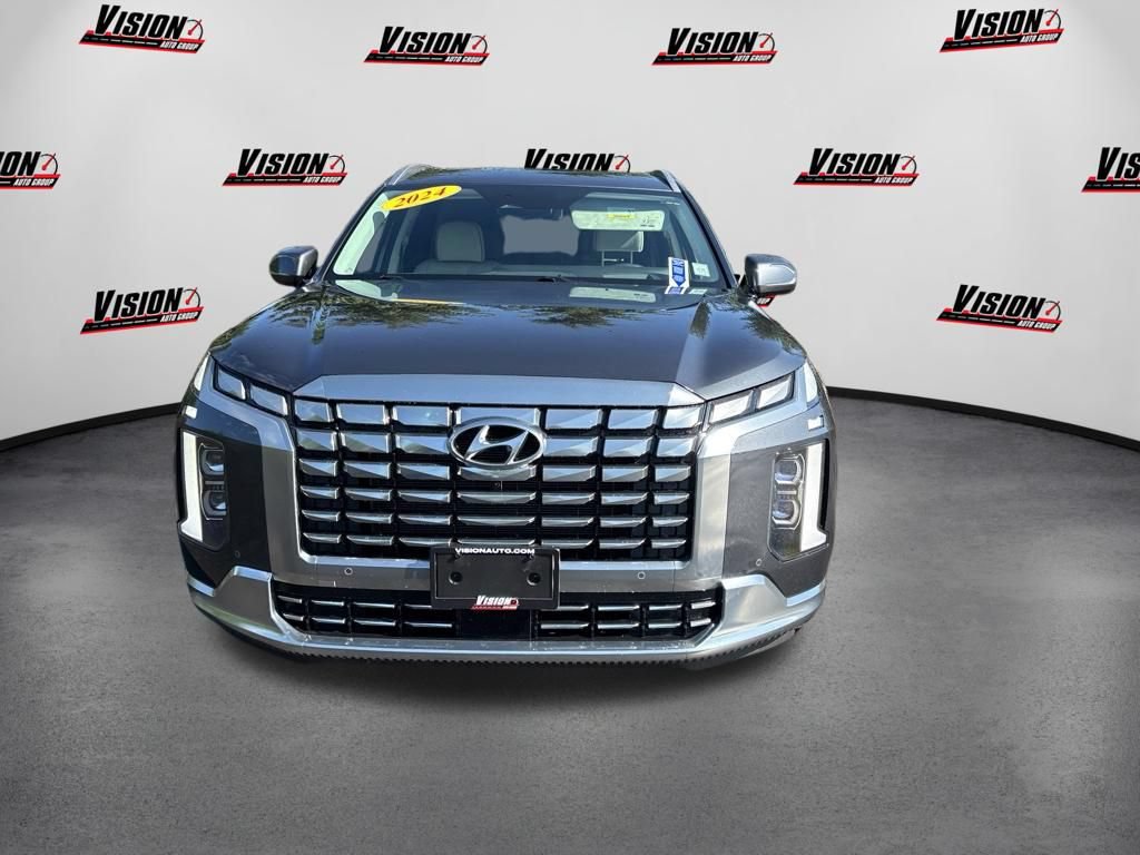 Used 2024 Hyundai Palisade Calligraphy AWD/4WD image 2