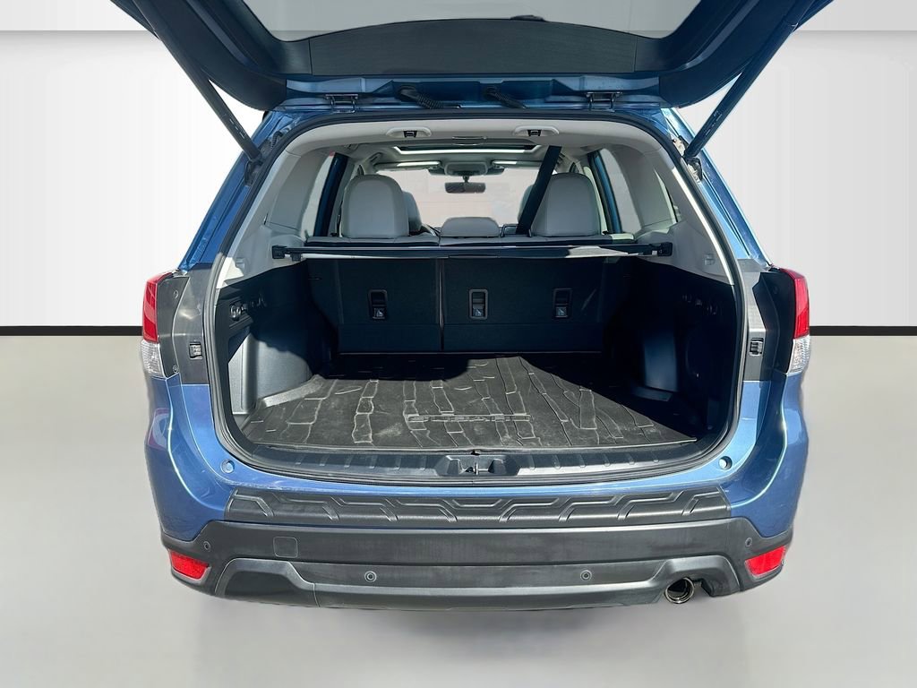 Used 2024 Subaru Forester Limited w/ Convenience Package image 28