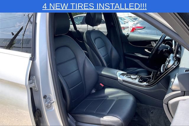 Used 2017 Mercedes-Benz GLC 300 4MATIC image 7