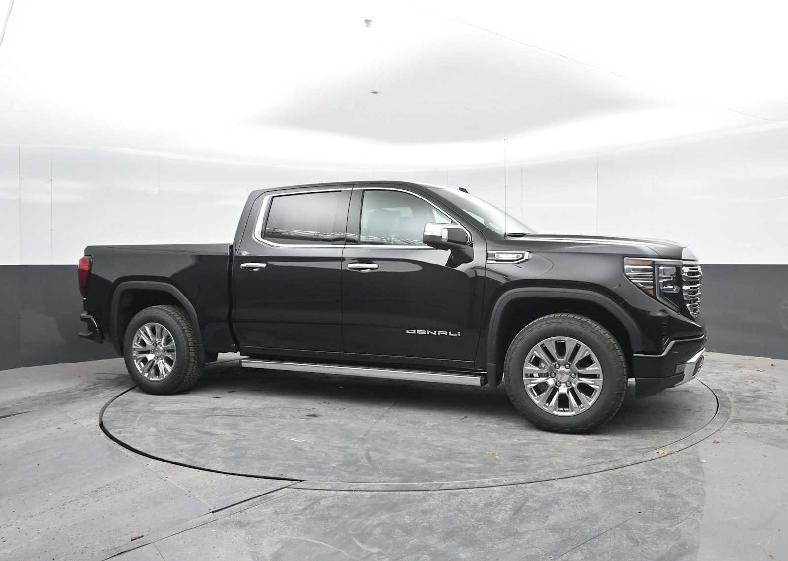 New 2026 GMC Sierra 1500 Denali AWD/4WD image 8