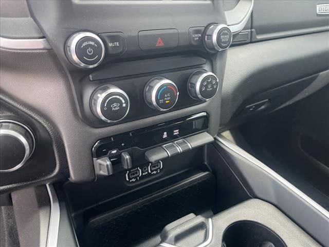 Used 2022 RAM 1500 Big Horn AWD/4WD image 31