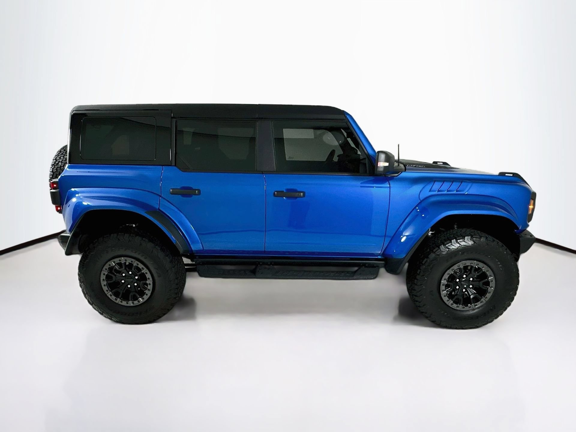 Used 2025 Ford Bronco Raptor w/ Interior Carbon Fiber Pack AWD/4WD image 9