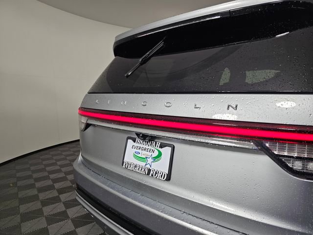 Used 2023 Lincoln Aviator Grand Touring w/ Equipment Group 301A image 17