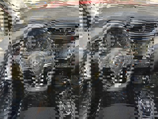 Certified 2022 Nissan Rogue Sport S image 16