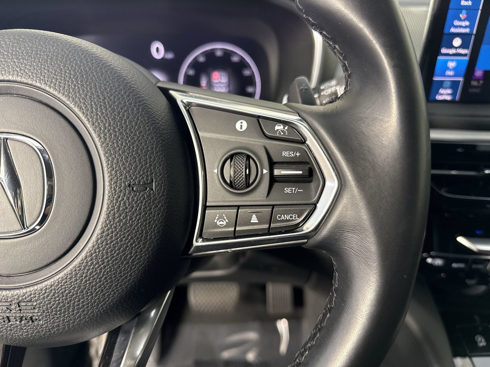 Certified 2025 Acura MDX w/ Technology Package FWD image 14