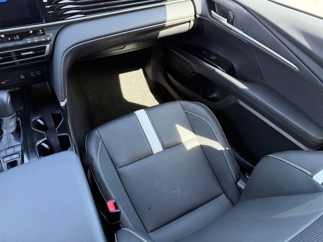 Used 2025 Toyota Camry SE image 24