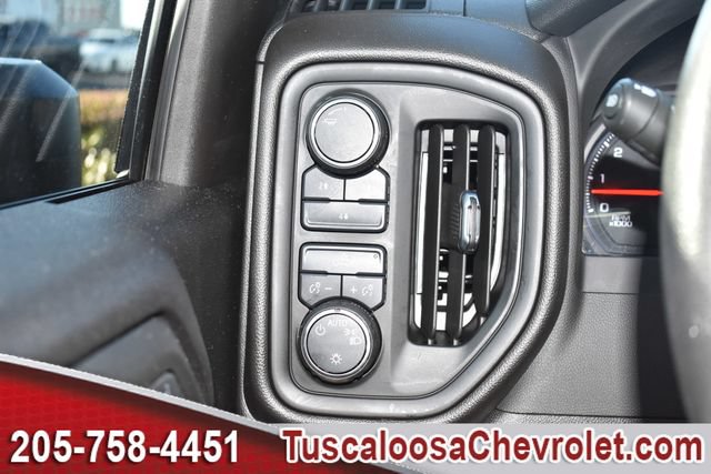 Used 2025 Chevrolet Silverado 2500 Custom AWD/4WD image 34