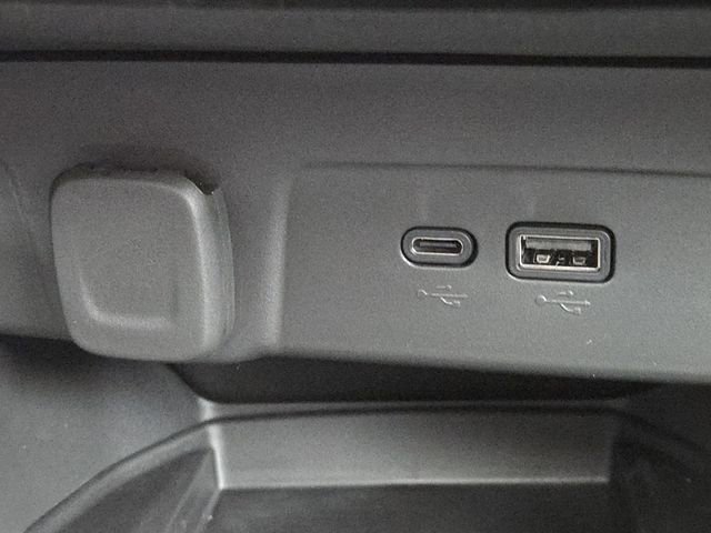 New 2026 Chevrolet Trax ACTIV w/ Sunroof Package image 7