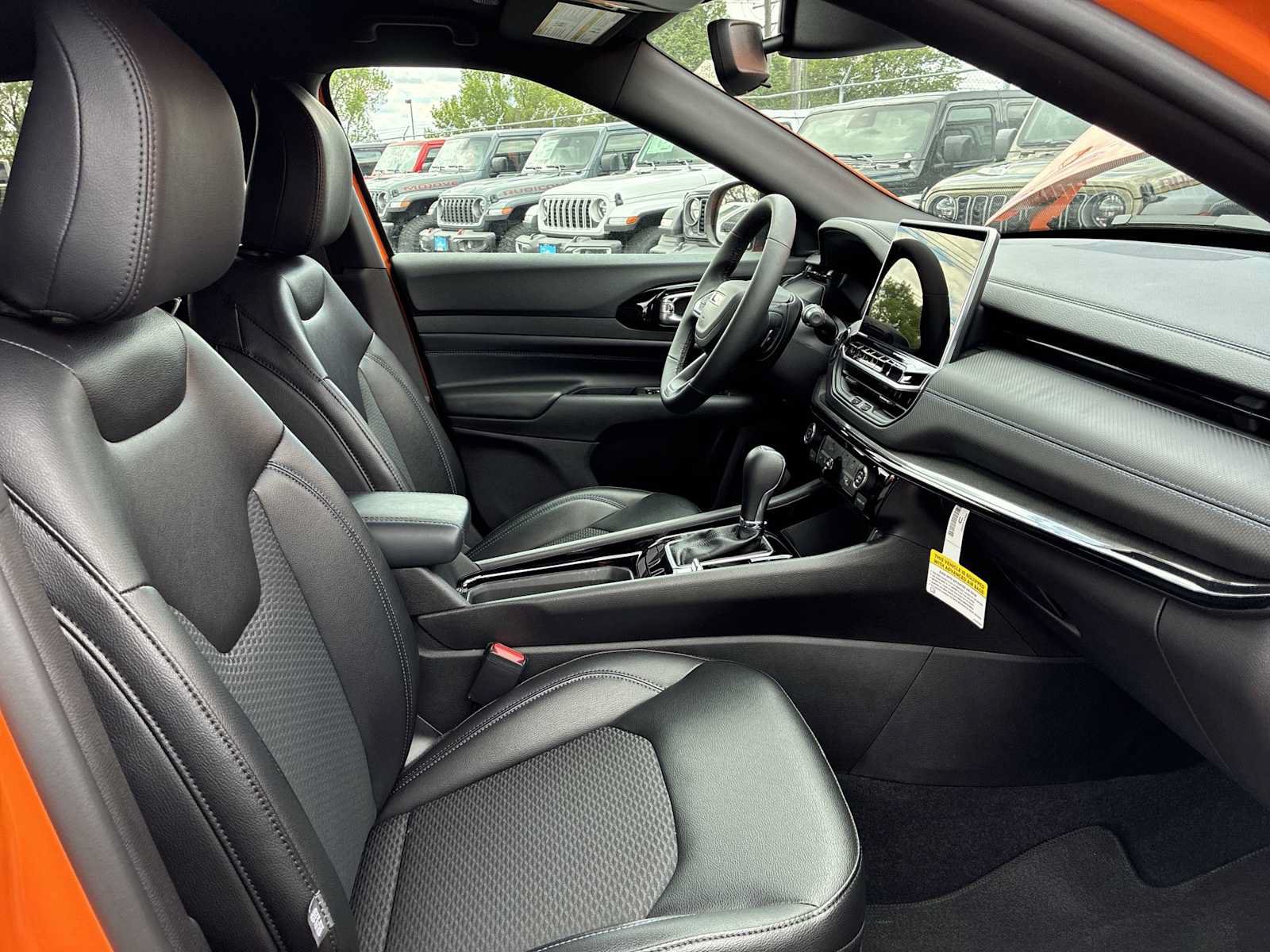 New 2026 Jeep Compass Latitude AWD/4WD image 24