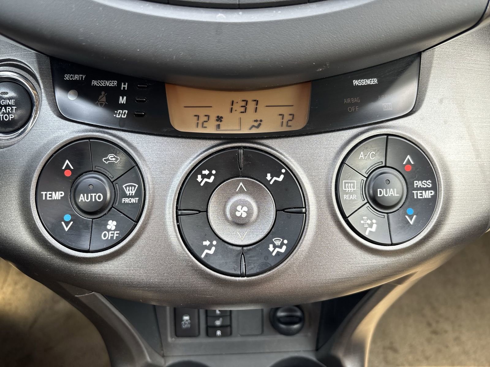 Used 2010 Toyota RAV4 Limited FWD image 19
