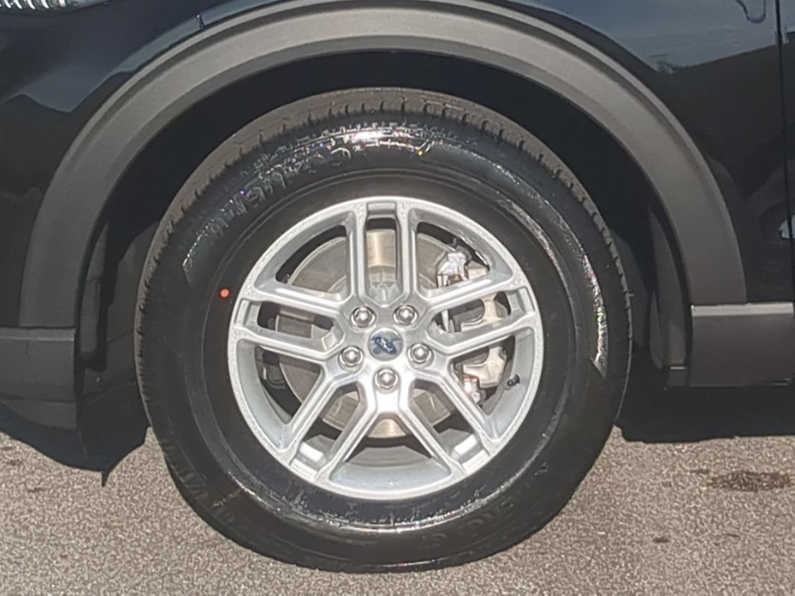 New 2027 Ford Explorer Active AWD/4WD image 10