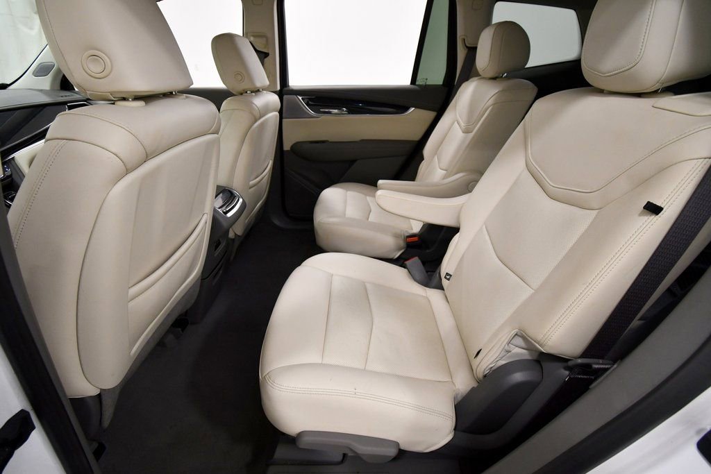 Used 2023 Cadillac XT6 Premium Luxury w/ Technology Package image 15