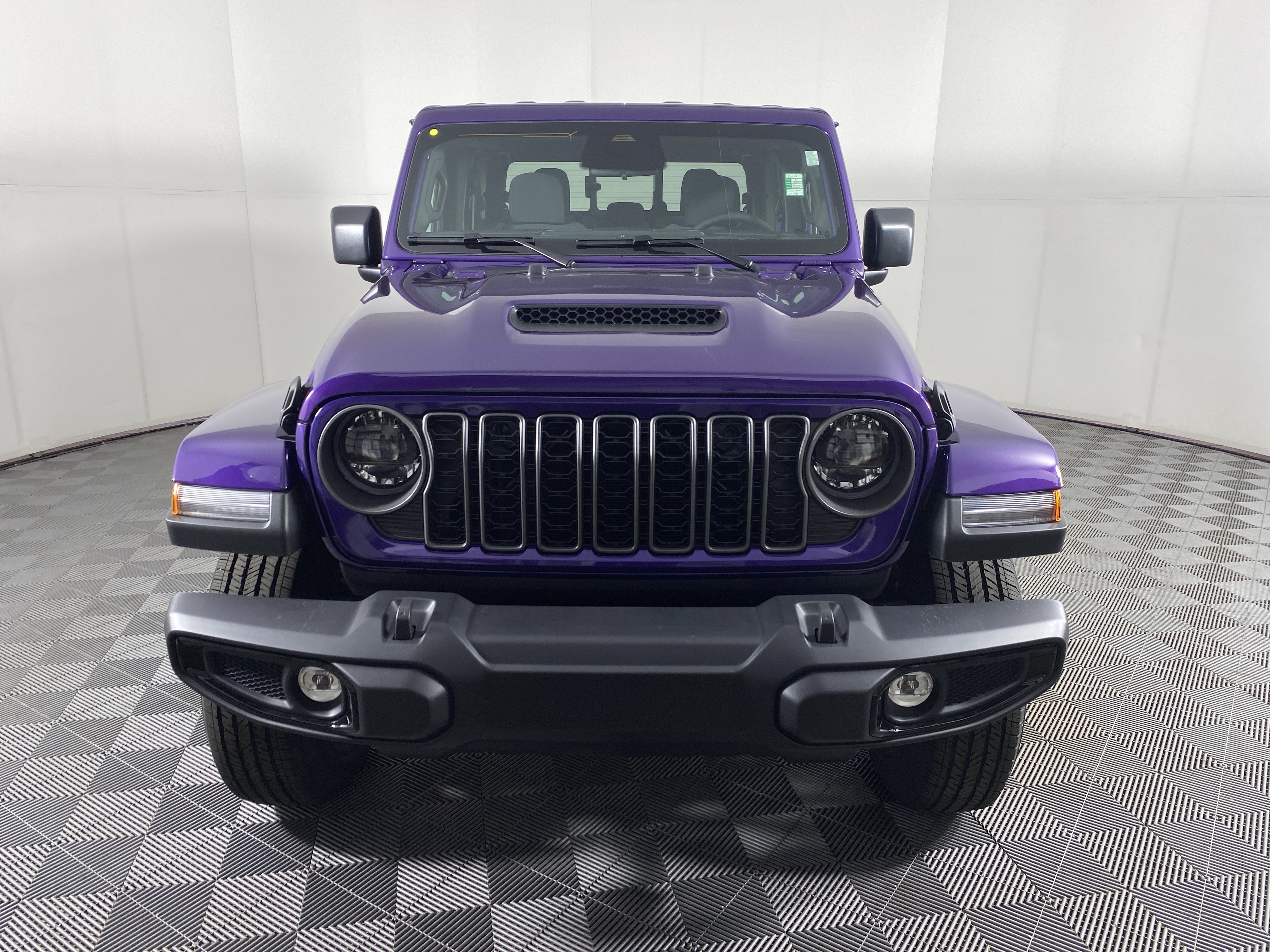 New 2026 Jeep Gladiator Sport AWD/4WD image 10