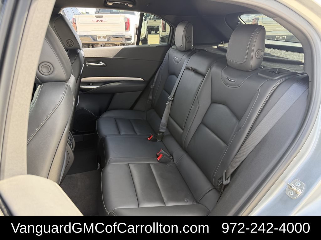 Used 2025 Cadillac XT4 Premium Luxury FWD image 27