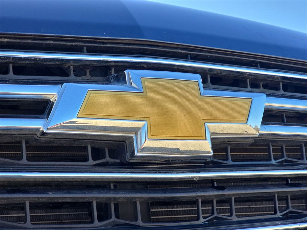 Used 2023 Chevrolet Traverse LT w/ LPO, Floor Liner Package image 32