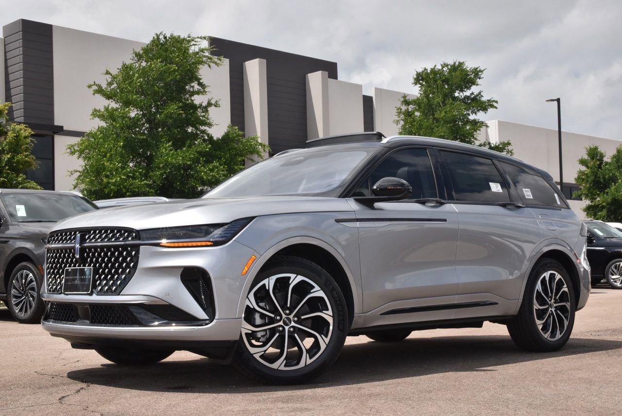New 2026 Lincoln Nautilus Reserve AWD/4WD image 1