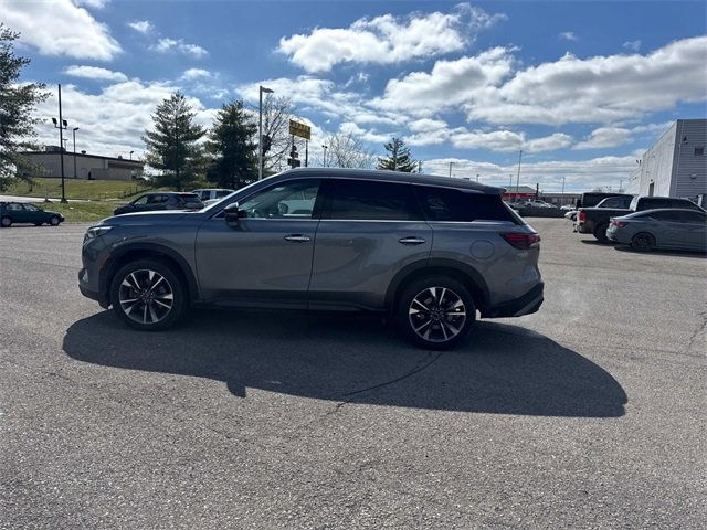 Used 2024 INFINITI QX60 Luxe image 8