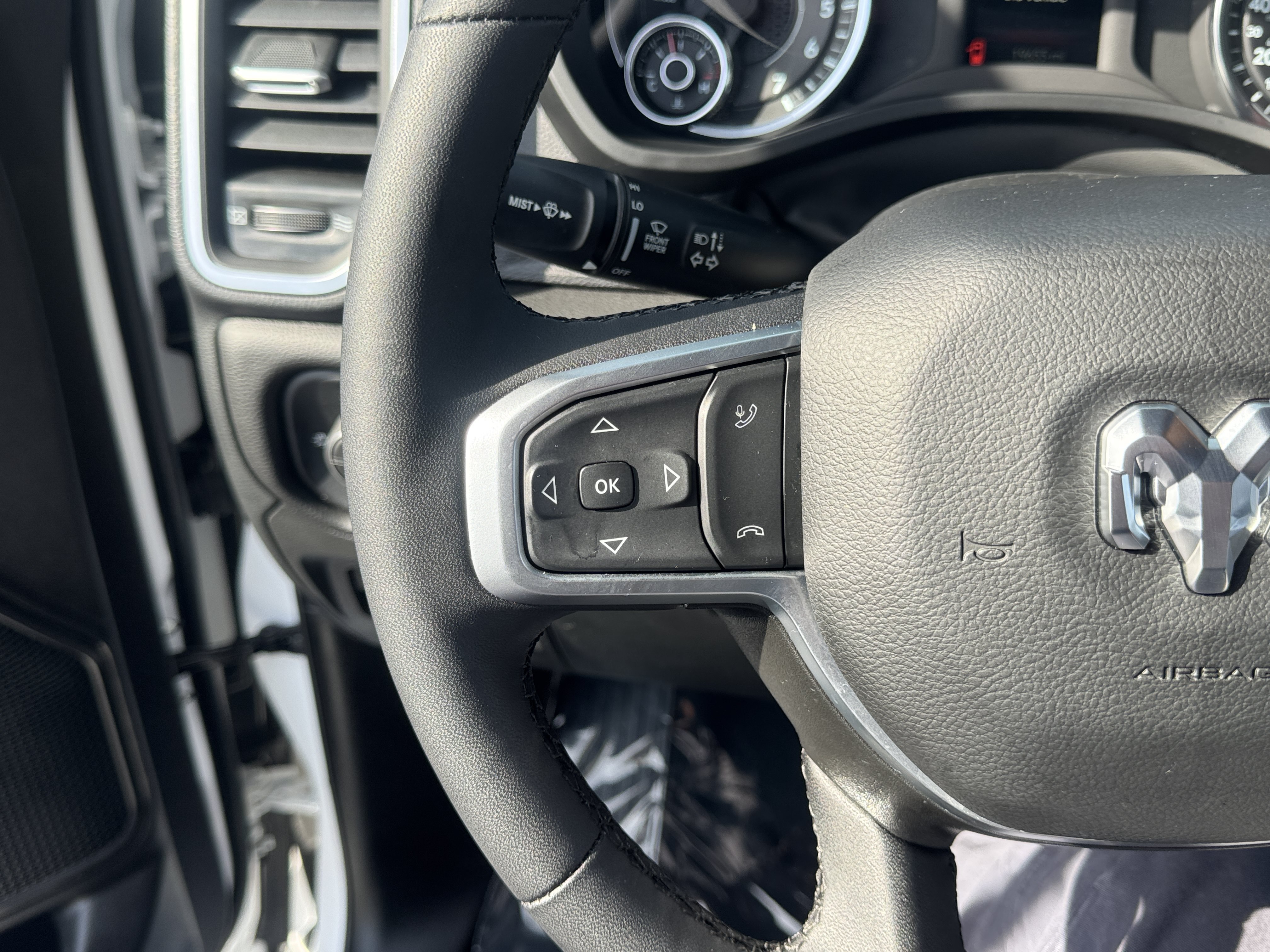 Used 2025 RAM 1500 Big Horn RWD image 17