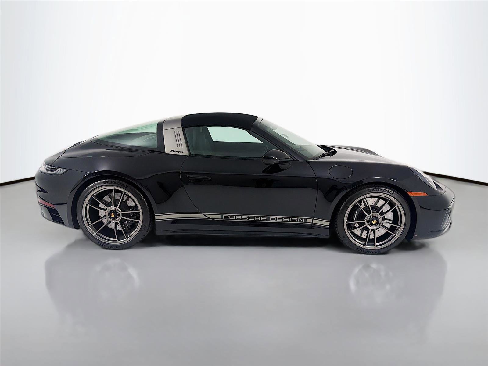 Certified 2023 Porsche 911 50th Anniversary Edition AWD/4WD image 30