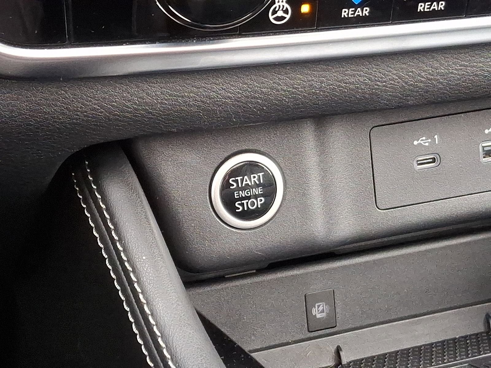 Used 2023 Nissan Rogue Platinum w/ Platinum Premium Package image 24