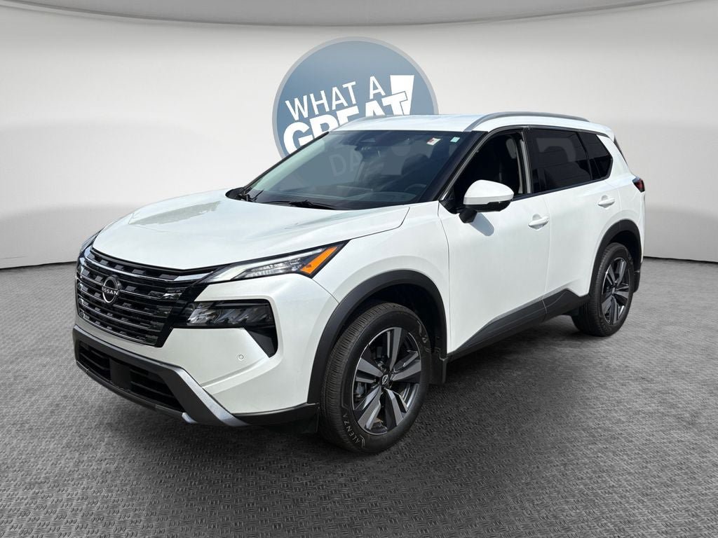 Used 2025 Nissan Rogue SL FWD image 8
