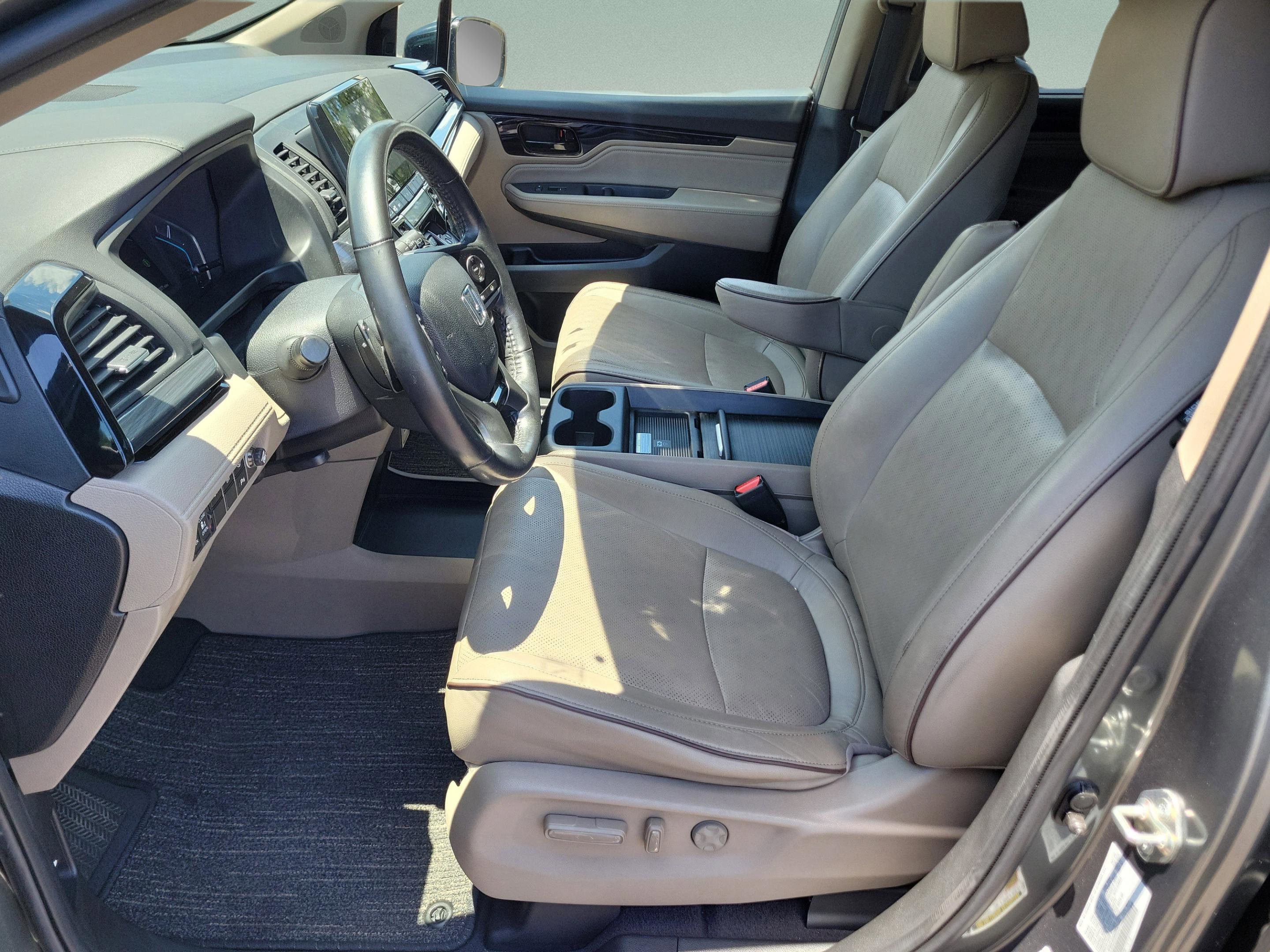 Used 2021 Honda Odyssey Elite image 25