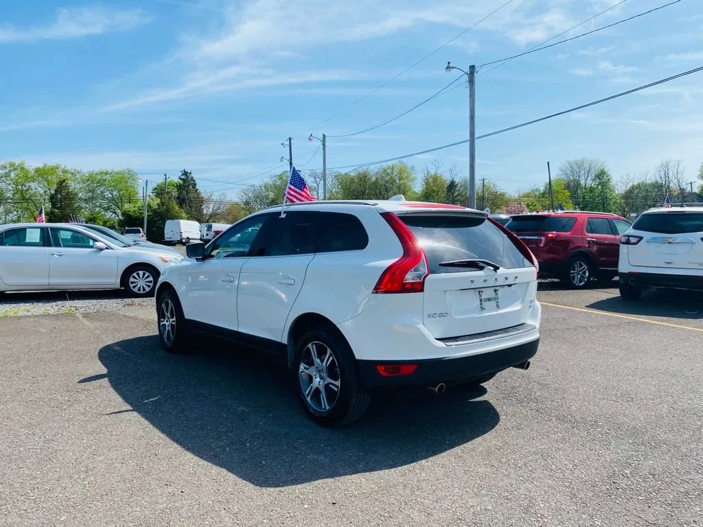Used 2012 Volvo XC60 T6 image 3