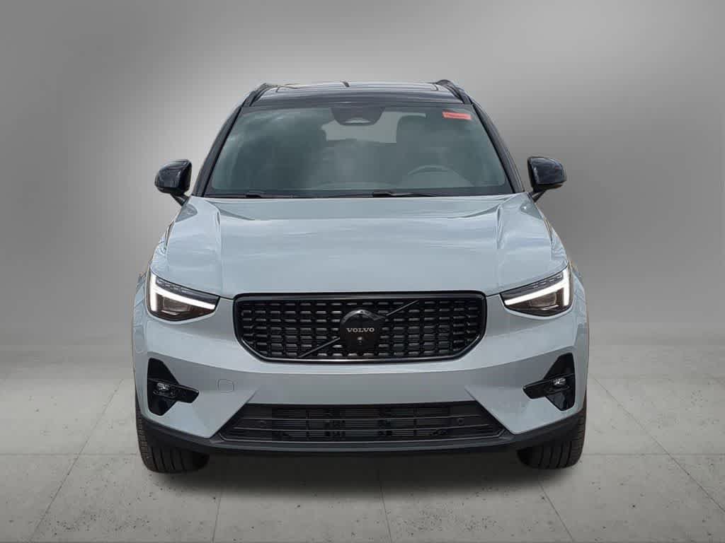 New 2026 Volvo XC40 B5 Ultra w/ Protection Package Premier AWD/4WD image 9