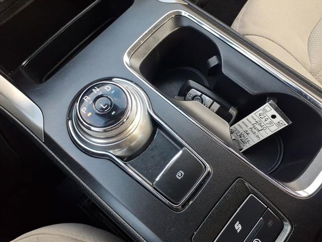 Used 2020 Ford Fusion SE image 22