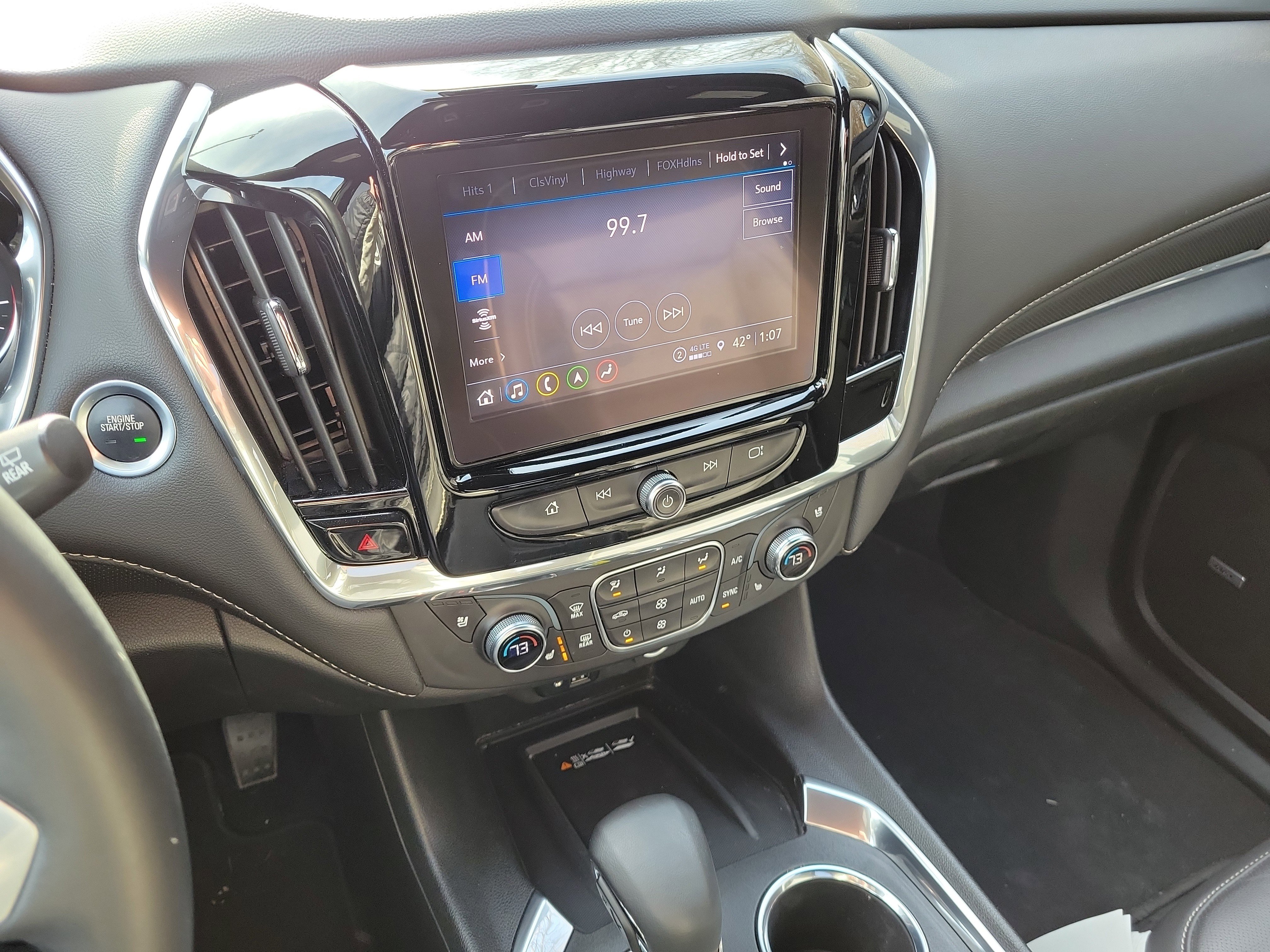 Used 2023 Chevrolet Traverse Premier w/ Redline Edition image 24