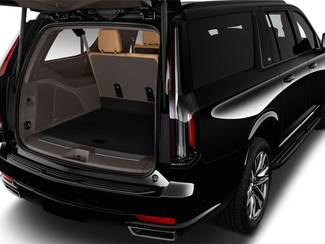 Used 2023 Cadillac Escalade ESV Sport Platinum w/ LPO, ONYX Package AWD/4WD image 7