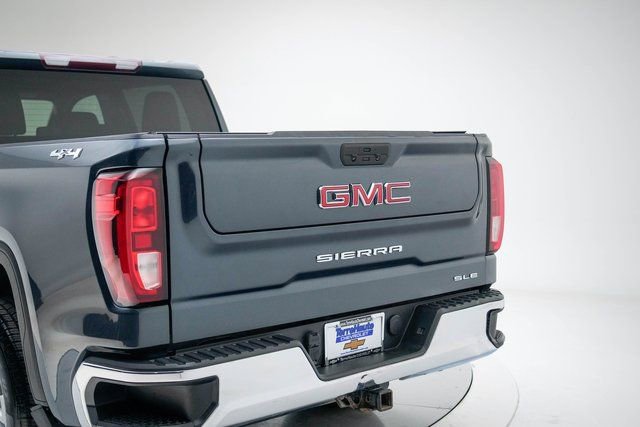 Used 2022 GMC Sierra 1500 SLE image 4