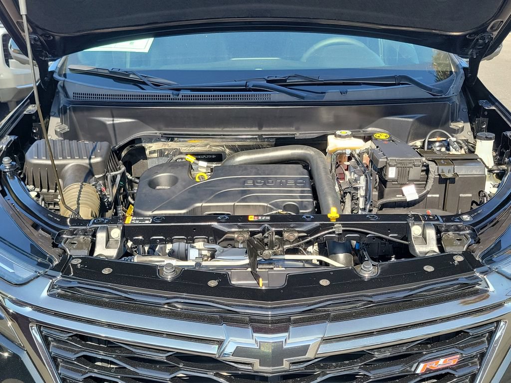 Used 2023 Chevrolet Equinox RS FWD image 25