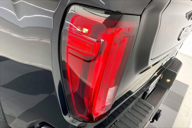 Used 2022 GMC Sierra 2500 AT4 w/ AT4 Premium Plus Package image 30