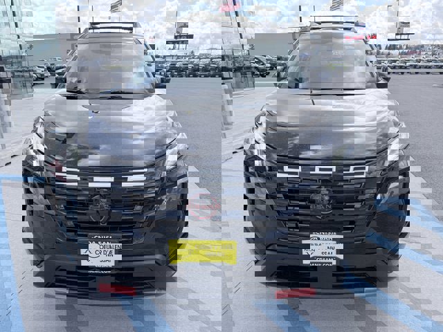 Certified 2026 Nissan Rogue SV image 7