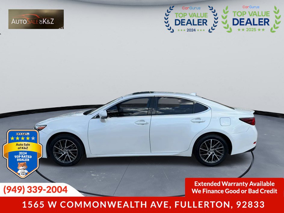 Used 2016 Lexus ES 350 w/ Navigation System Package image 4