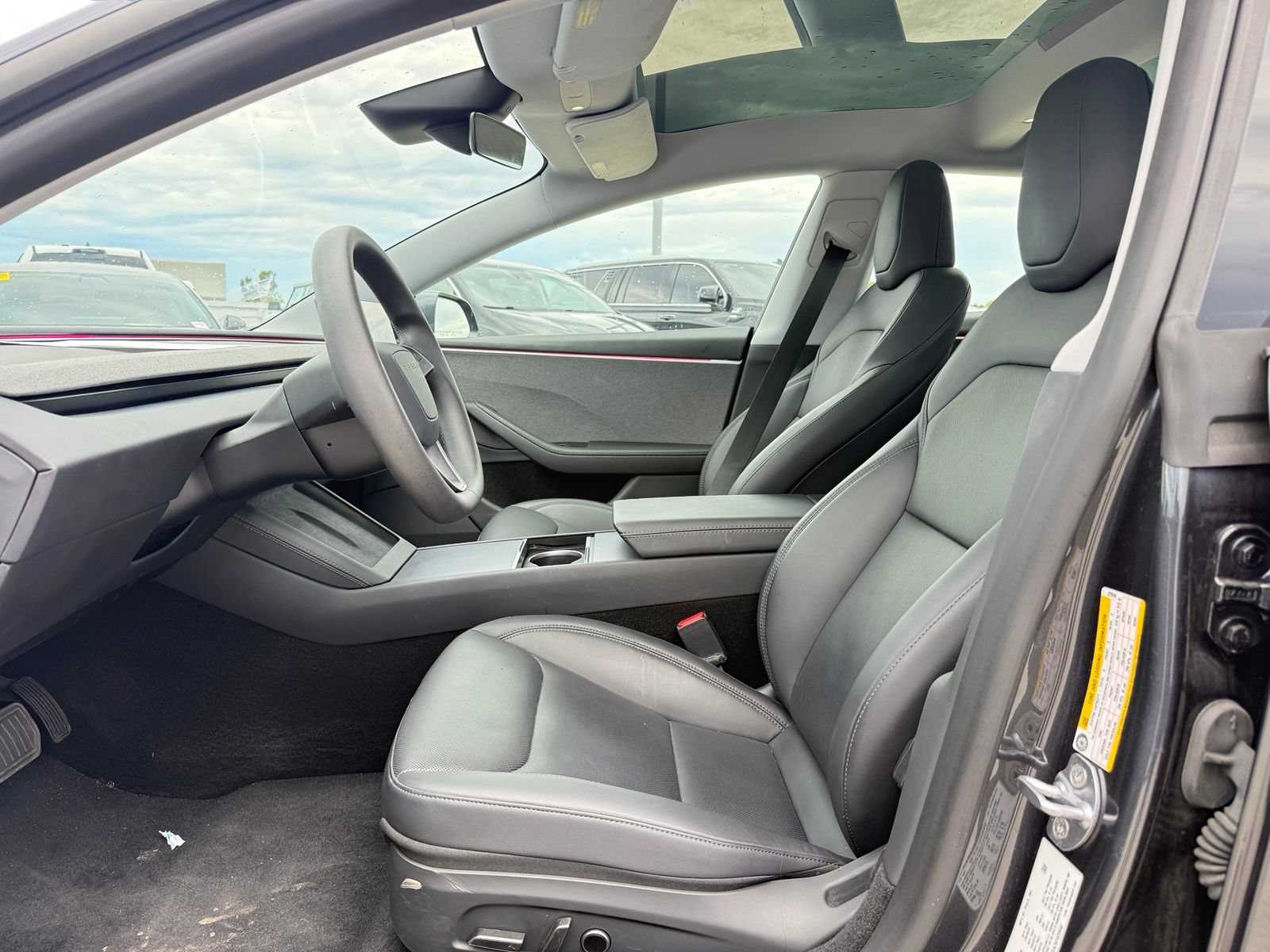 Used 2025 Tesla Model 3 RWD image 5
