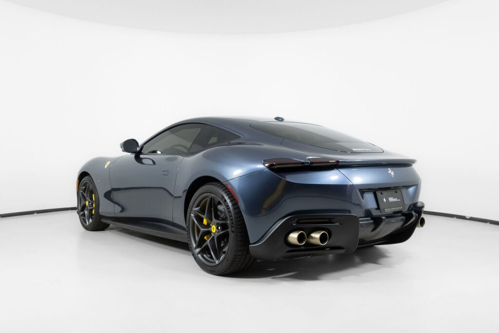 Used 2024 Ferrari Roma image 4