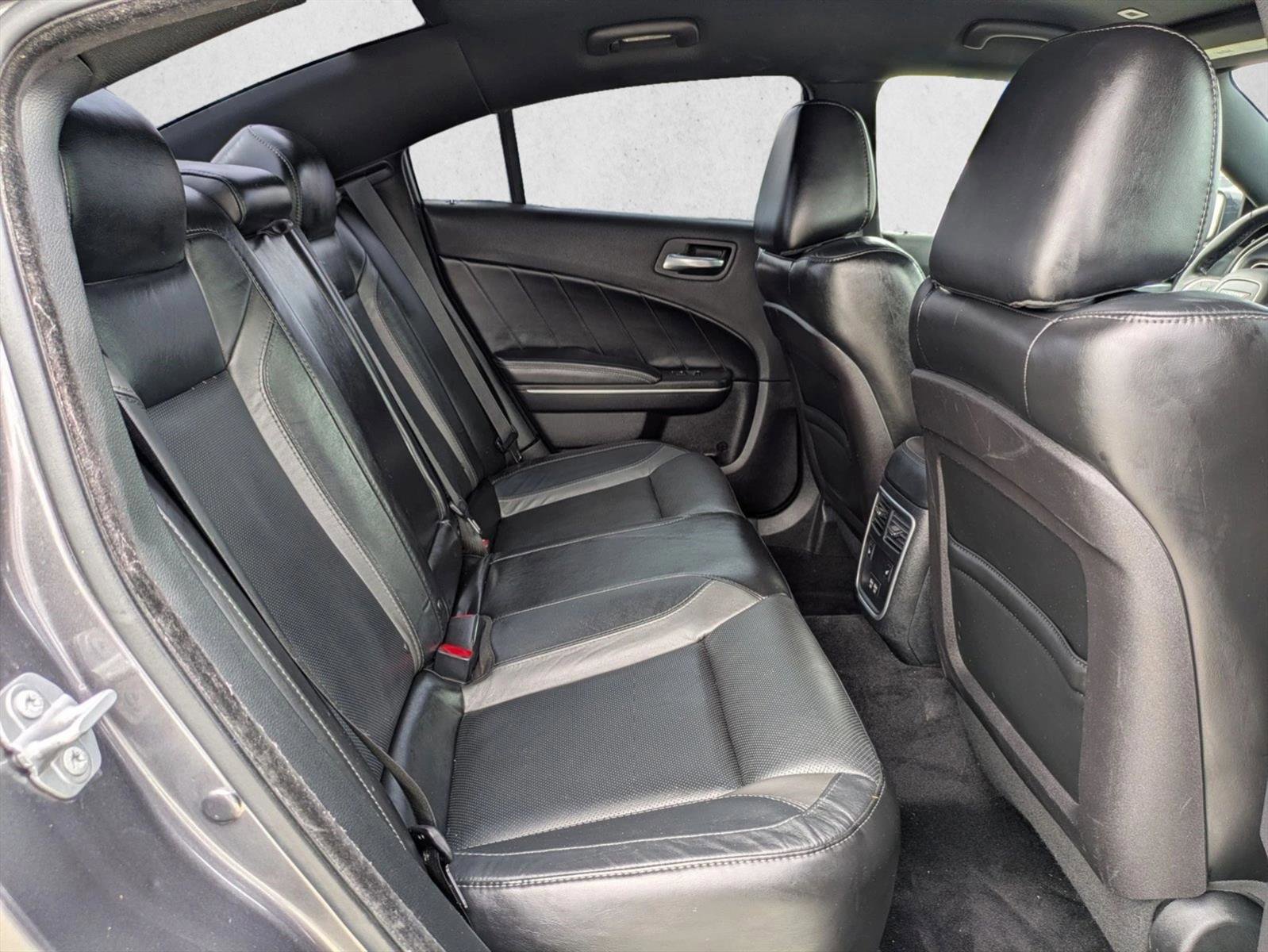 Used 2017 Dodge Charger SXT w/ Plus Group RWD image 18