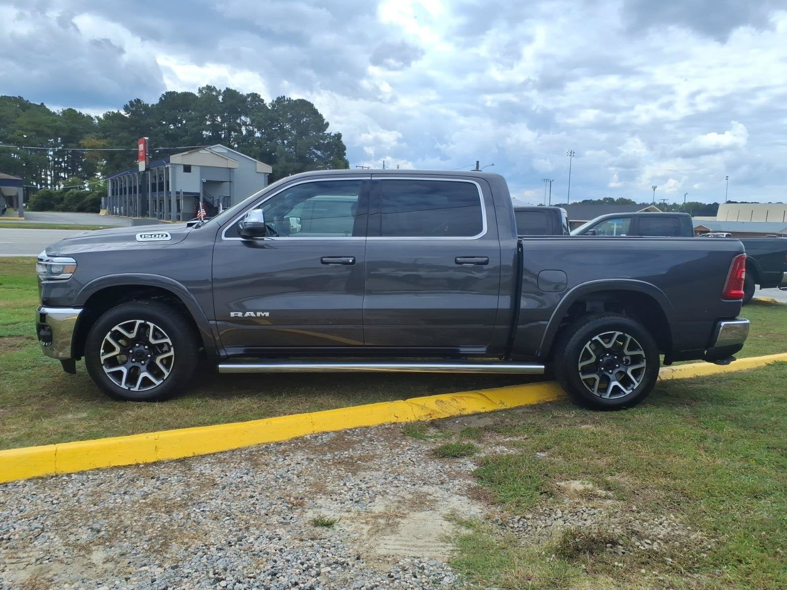 New 2026 RAM 1500 Laramie w/ Chrome Appearance Group AWD/4WD image 3