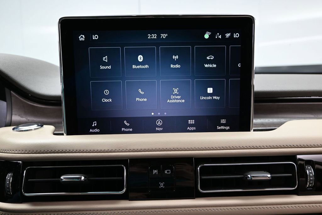 Used 2024 Lincoln Aviator Reserve w/ Equipment Group 201A AWD/4WD image 48
