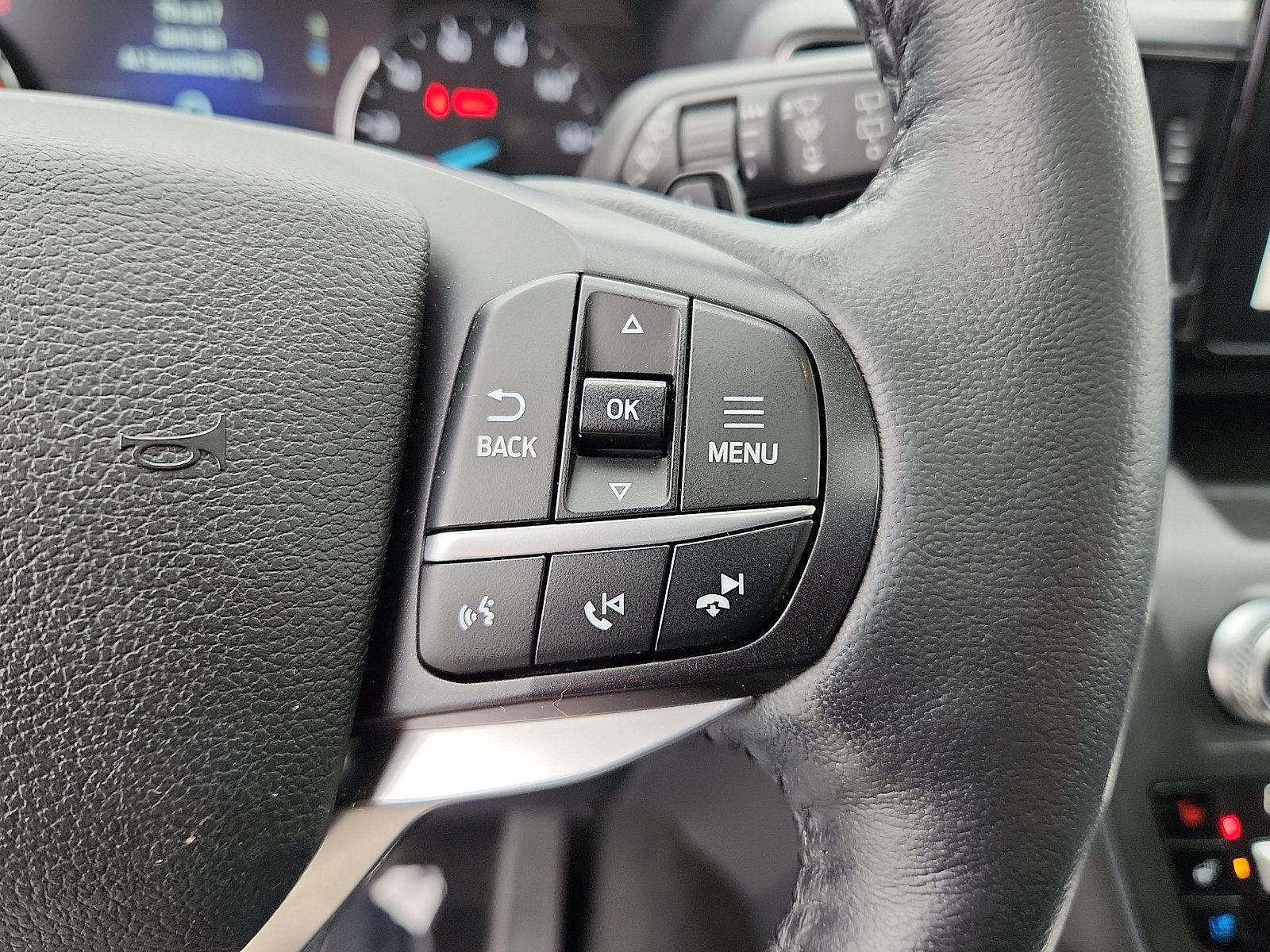 Used 2020 Ford Explorer Limited AWD/4WD image 25