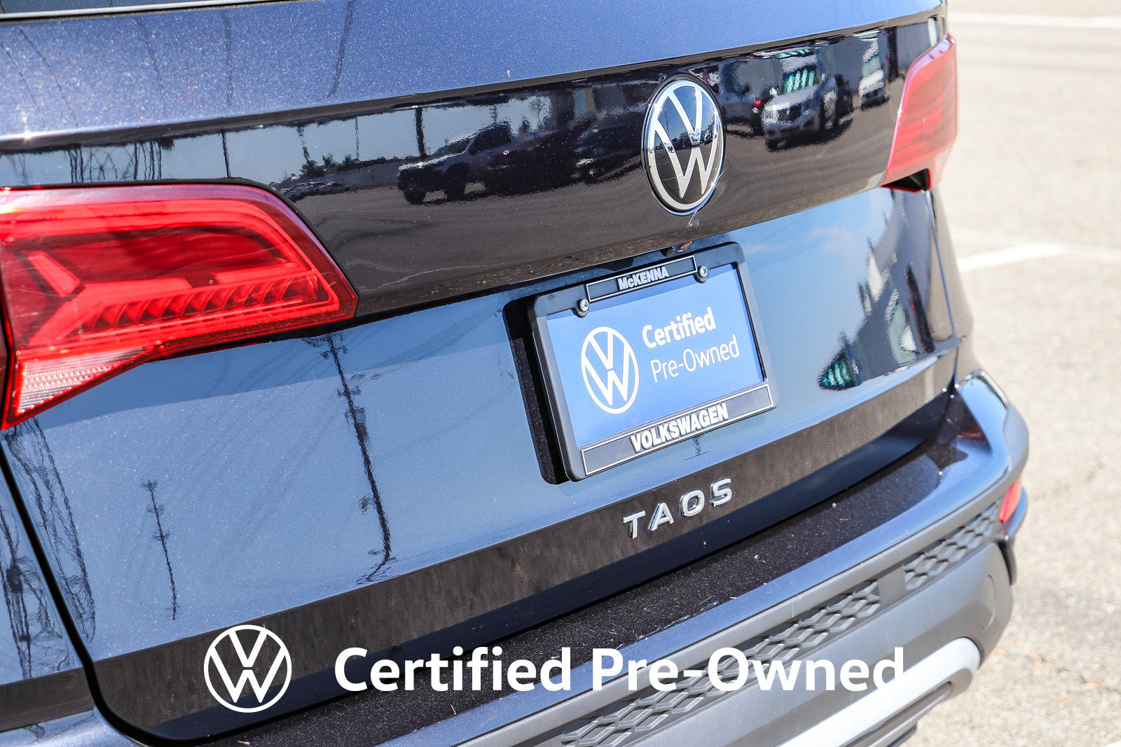 Certified 2023 Volkswagen Taos S FWD image 11