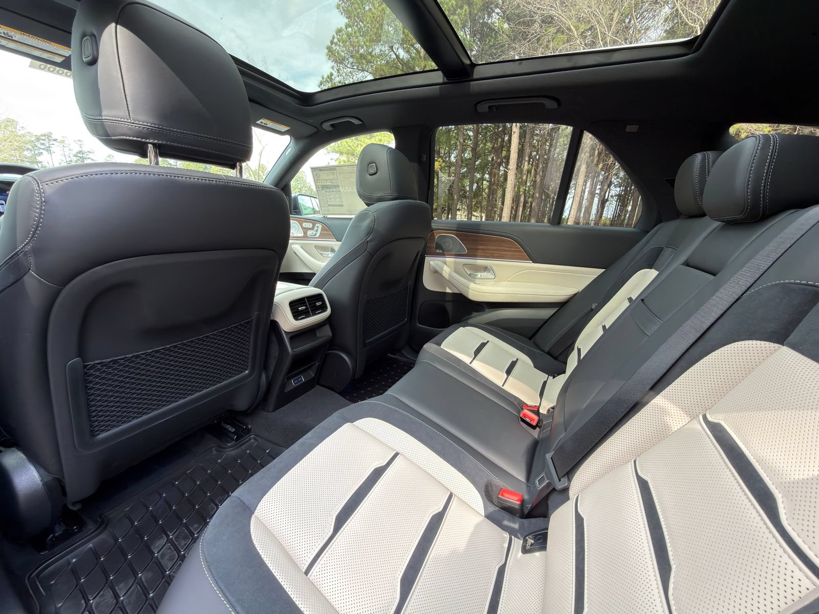 New 2026 Mercedes-Benz GLE 53 AMG 4MATIC image 15