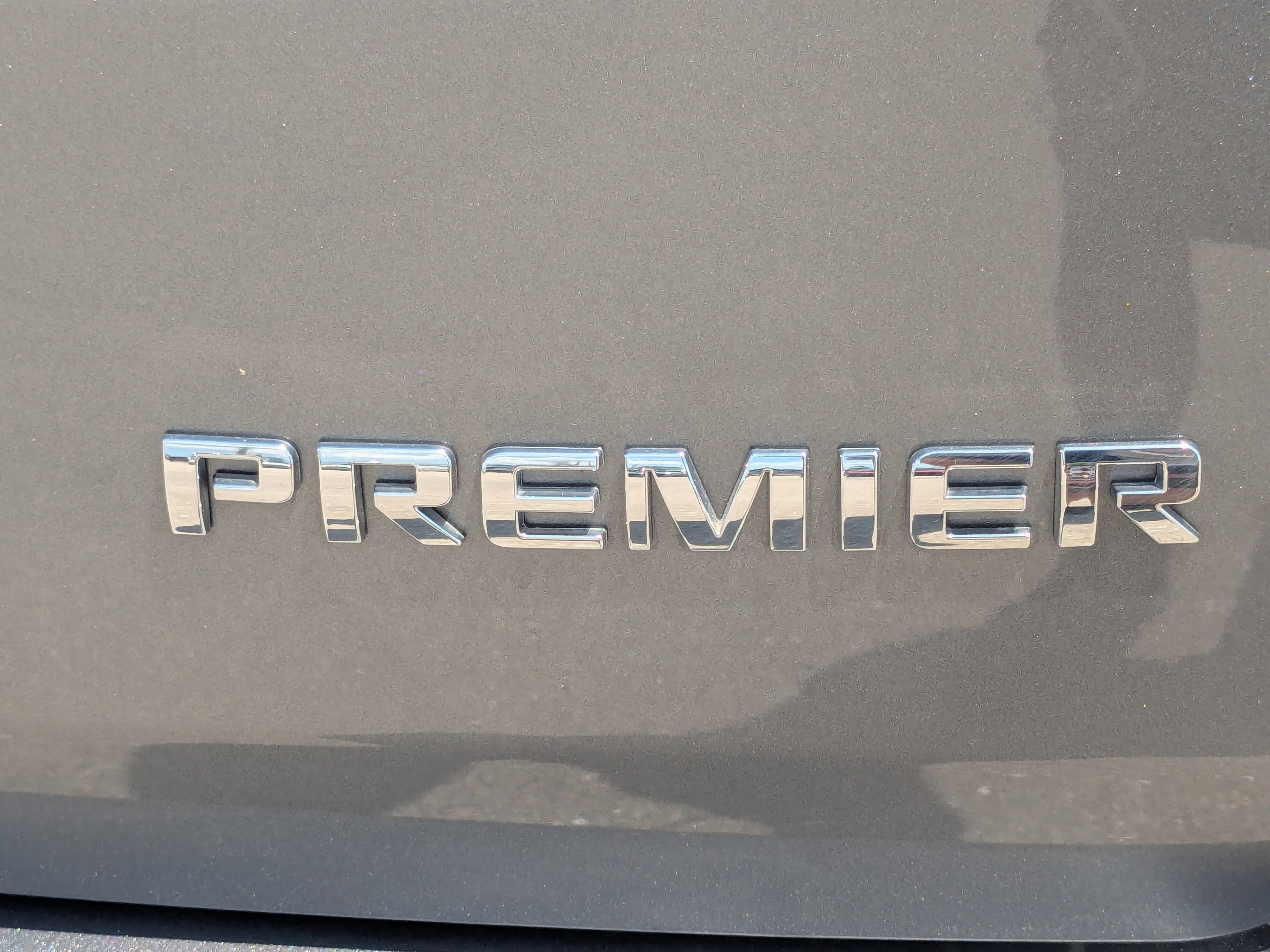 Used 2019 Chevrolet Traverse Premier w/ Driver Confidence II Package image 15