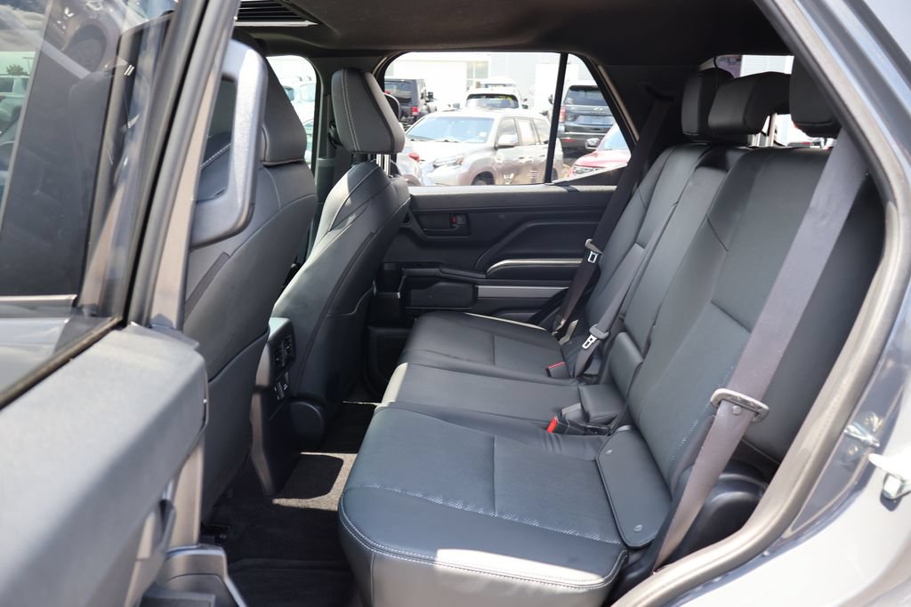 Used 2026 Toyota 4Runner TRD Off-Road Premium AWD/4WD image 18