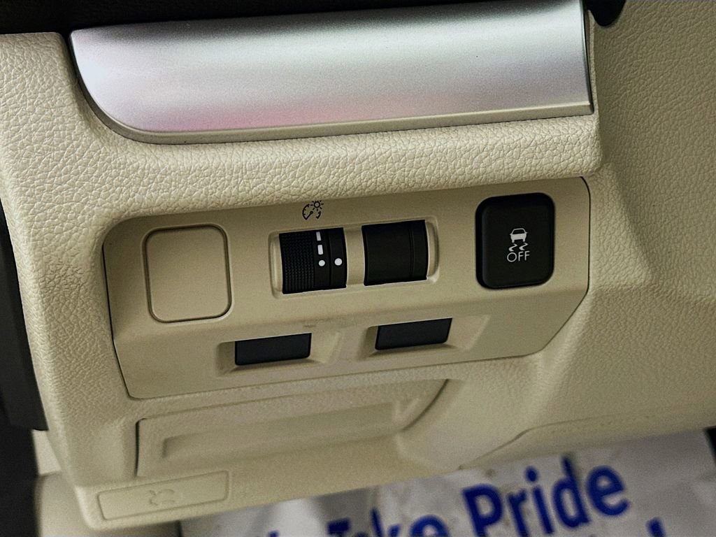 Used 2016 Subaru Impreza 2.0i Sport Premium image 15