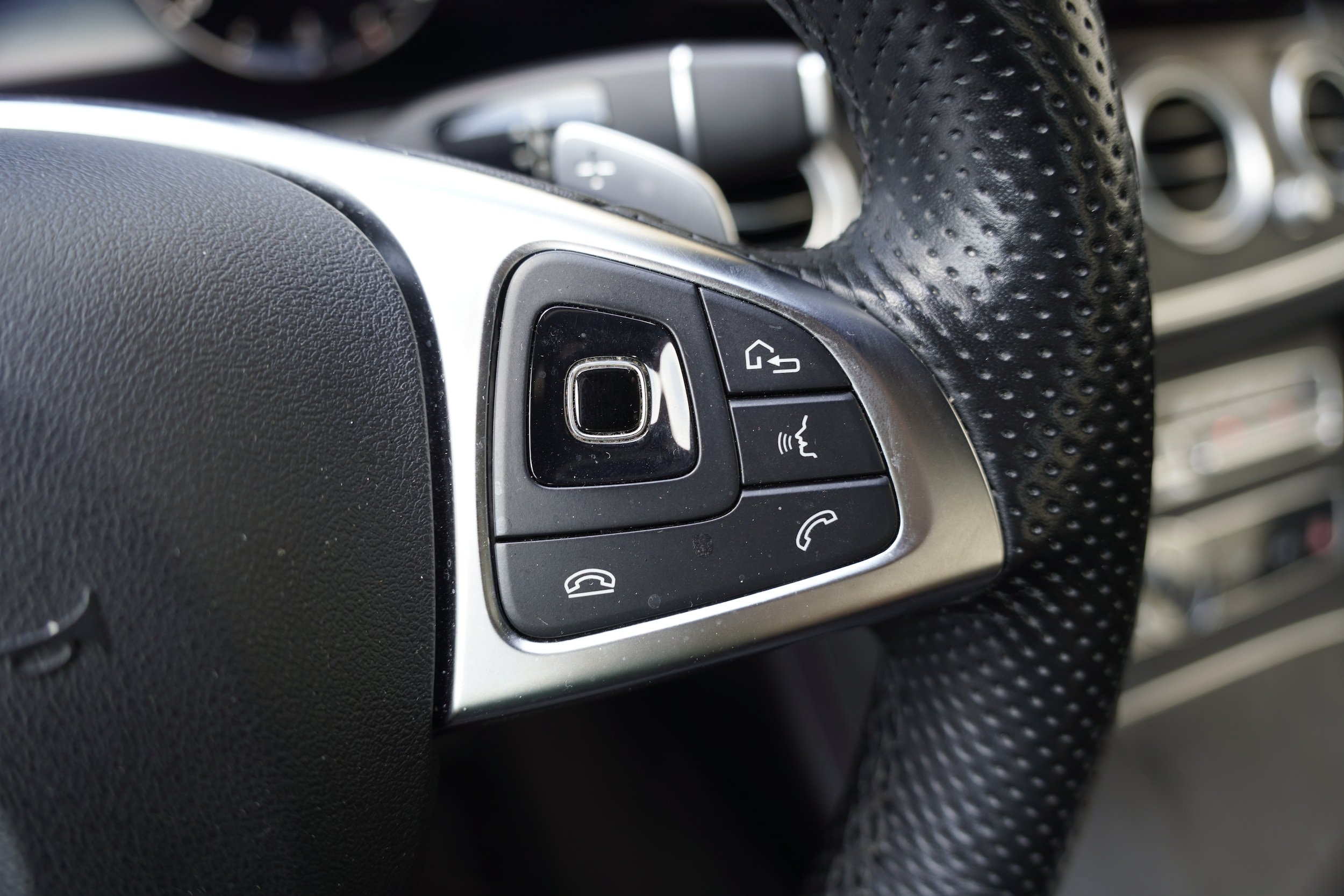 Used 2018 Mercedes-Benz E 43 AMG 4MATIC Sedan w/ Premium 2 Package image 19