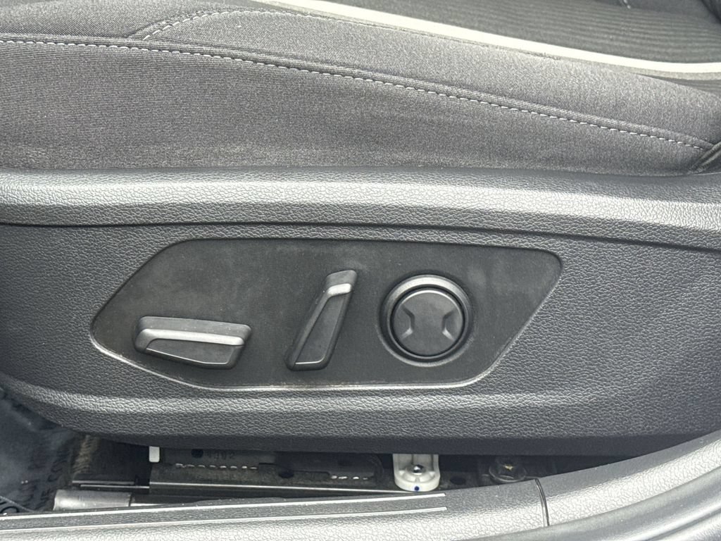 Used 2025 Hyundai Sonata SEL FWD image 14